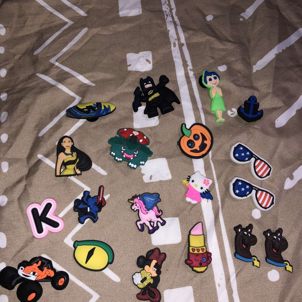 Assorted Cartoon Shoe Charms